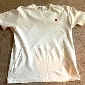 Comme des Garçon PLAY heart tee
